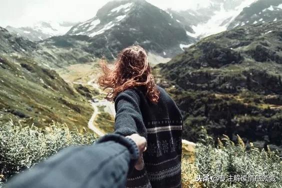 自私的人会为了爱的人改变么,自私的人才会只讲人情世故