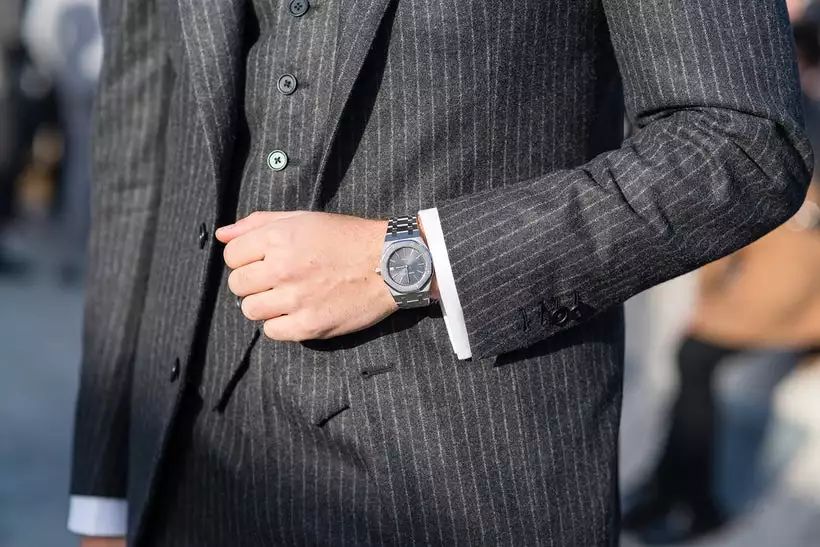 年轻人戴的4款表,现在最值得入手25多万的二手表