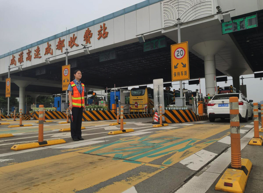 全面降低etc通行收费标准,安装etc通行省内免费