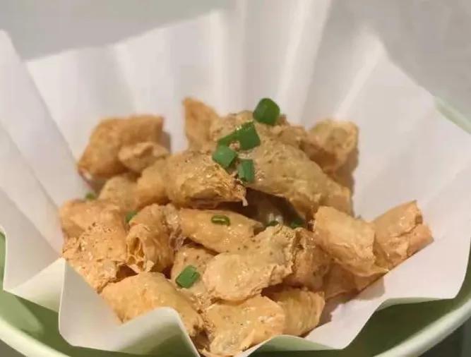 和奥运冠军杨倩合影,杨倩家乡观看奥运会