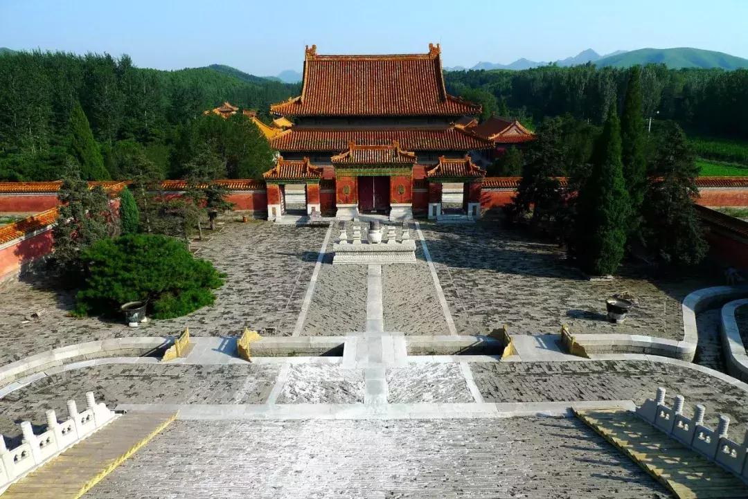 4月1日出游适合去哪里,4月适宜自驾游的路线