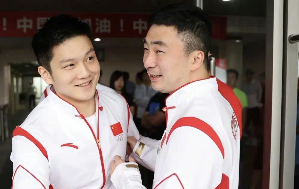 国乒吐槽许昕完整版,国乒吐槽比赛遇到樊振东