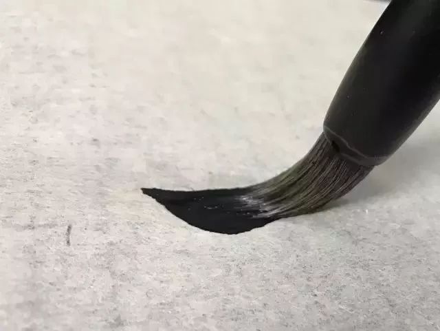 新手写毛笔字应该怎样开始,怎样初练毛笔字