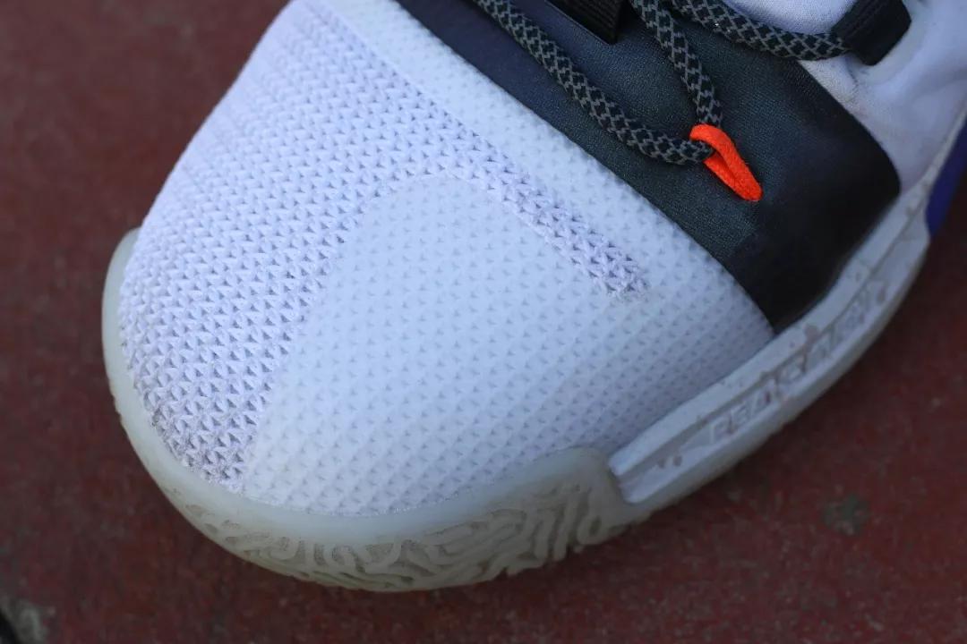 匹克闪灵球鞋评价,匹克一体鞋舌实战球鞋测评