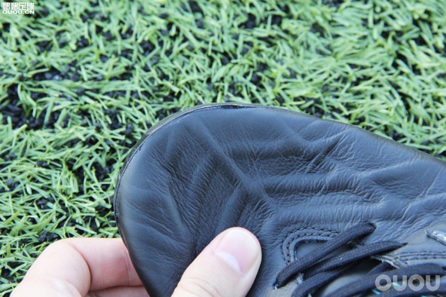 美津浓rebulav3ag,美津浓rebulav2和v3的区别