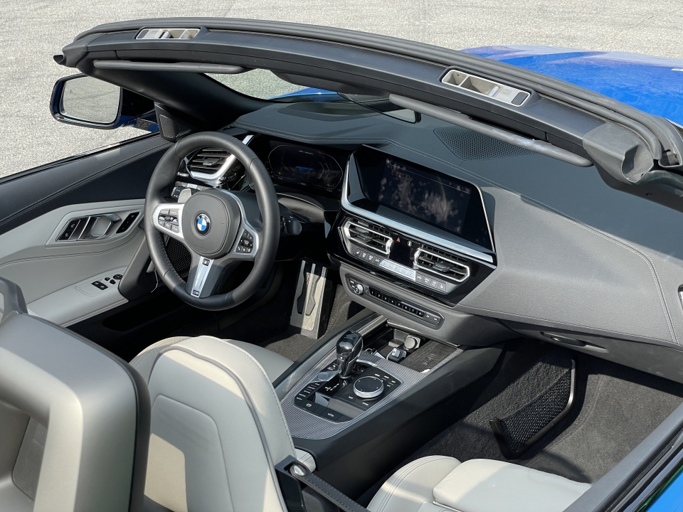 四款最具魅力的敞篷车推荐,最受欢迎的硬顶敞篷车有哪些