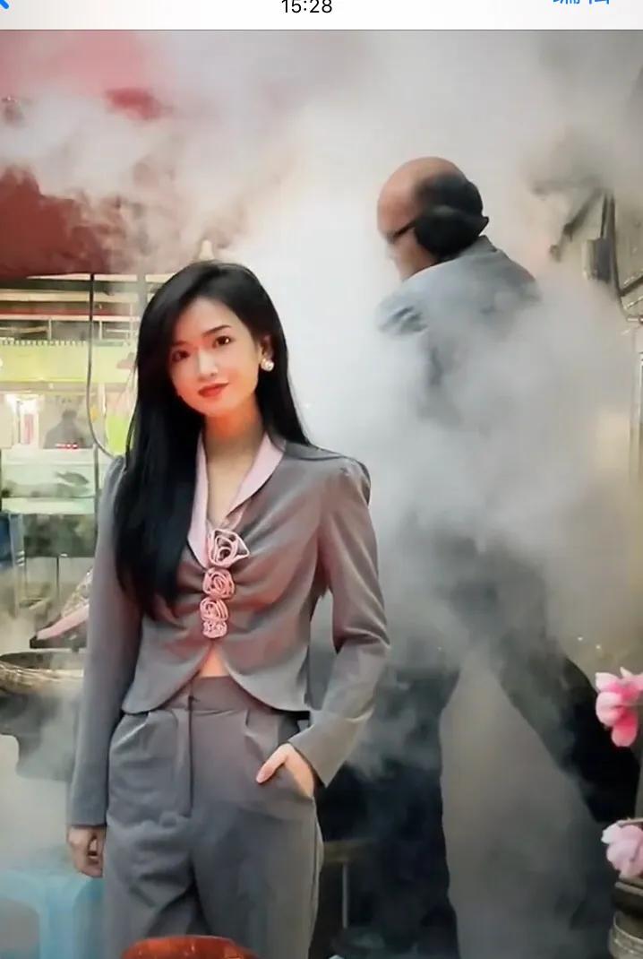 爆米花网红大叔抖音,爆米花大叔变装视频最火