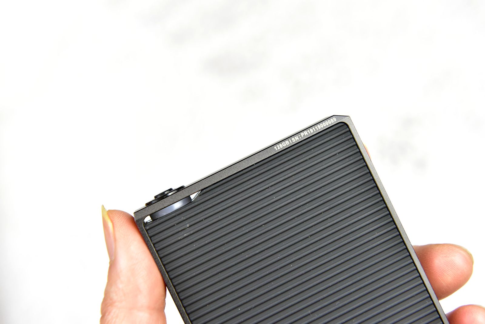 情迷安卓系统的耳机烧友最不该错过的*放播**器，韩系mp3大佬新作