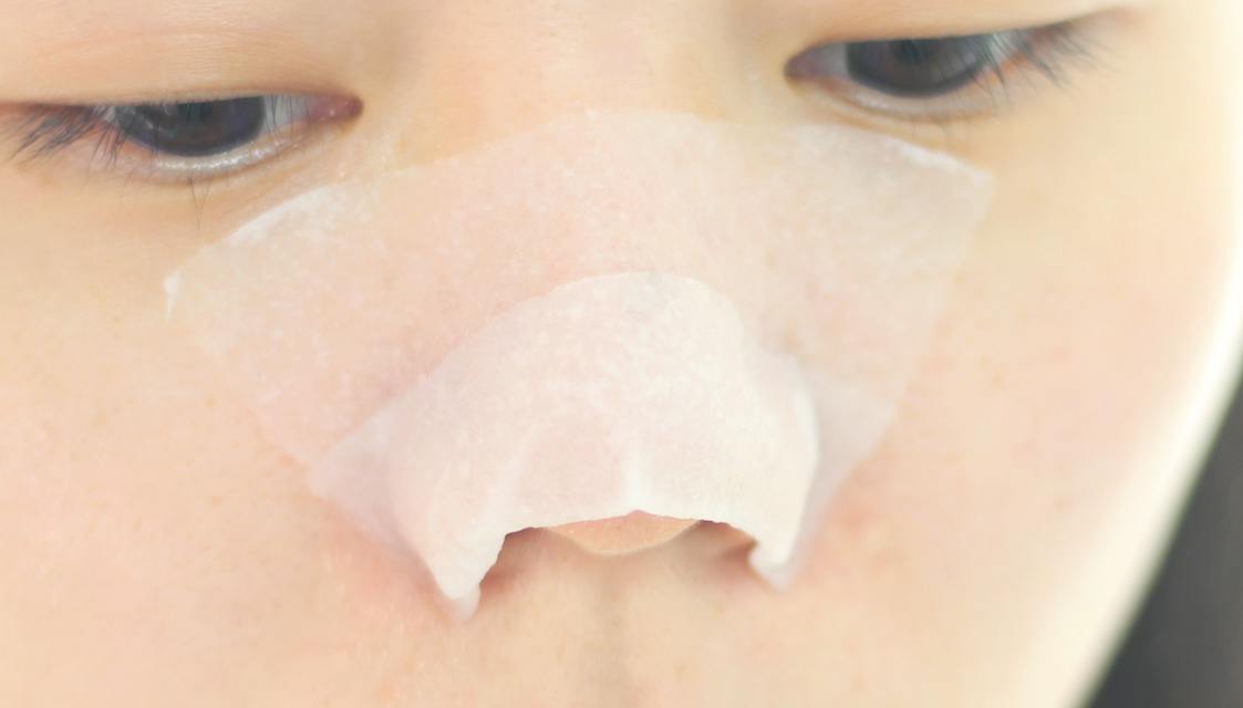 教你怎么去黑头小窍门,最简单的去黑头办法