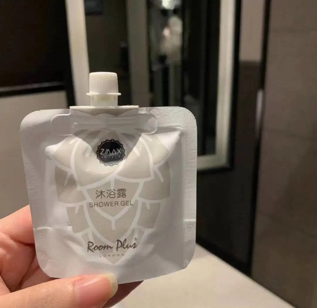 因为贫穷，所以去了澳门