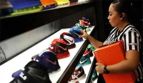 香奈儿疫情会停产吗,香奈儿宣布停产新闻