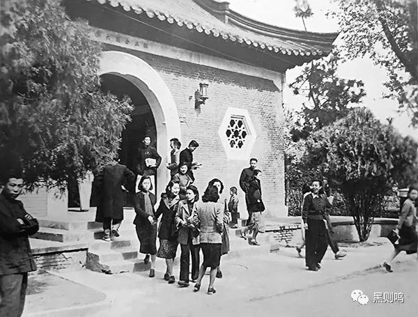 南京相隔百年的照片,南京城景对比图