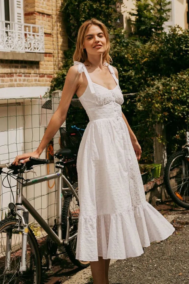 今夏流行穿亚麻高级炸了,今夏流行穿亚麻清凉解暑还显气质