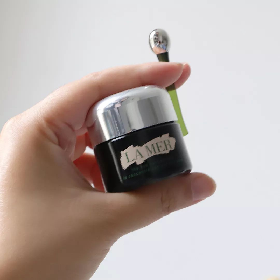 康康卖衣服,摆地摊康康