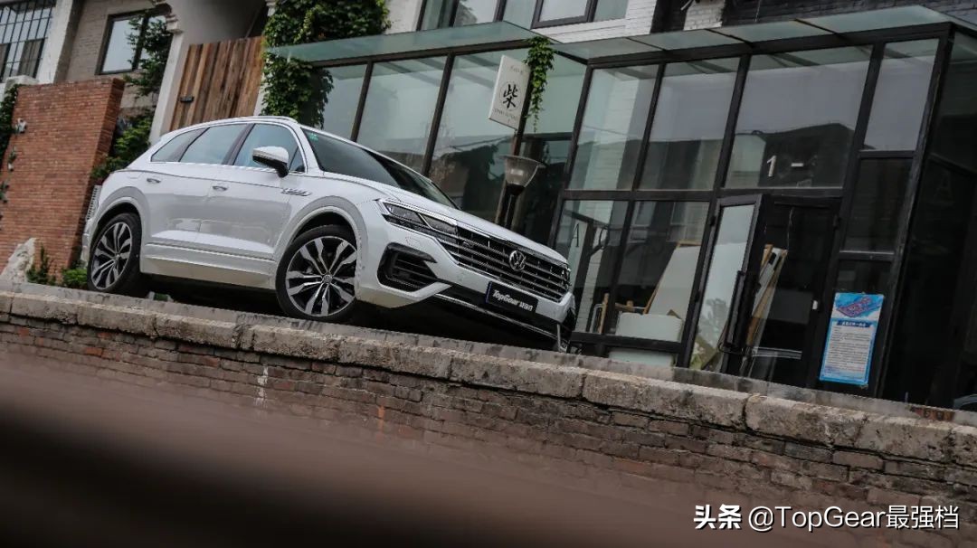 试驾途锐进口v6多少钱,试驾大众途锐1.3t