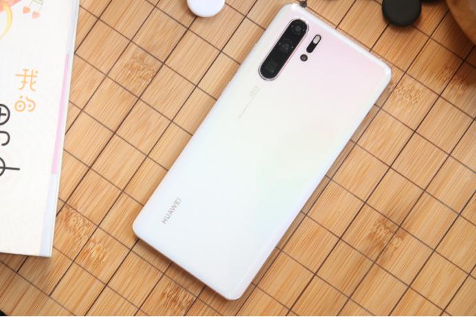 颜值高性价比高的手机,华为2000-3000左右手机推荐颜值高