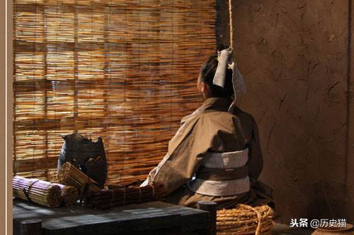 被誉为明朝第二才子的神童幻觉中杀死妻子锤击自己的蛋蛋自杀