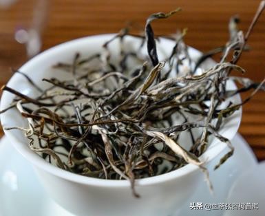 生普洱茶是寒的还是热的呢,普洱生茶什么体质人可以喝