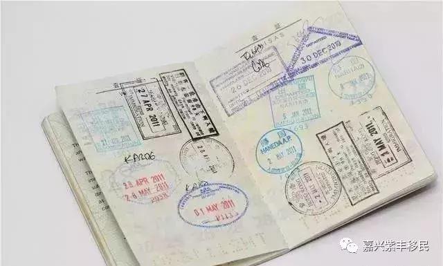 换了新护照用旧的签证照片,换了新护照旧的收走吗