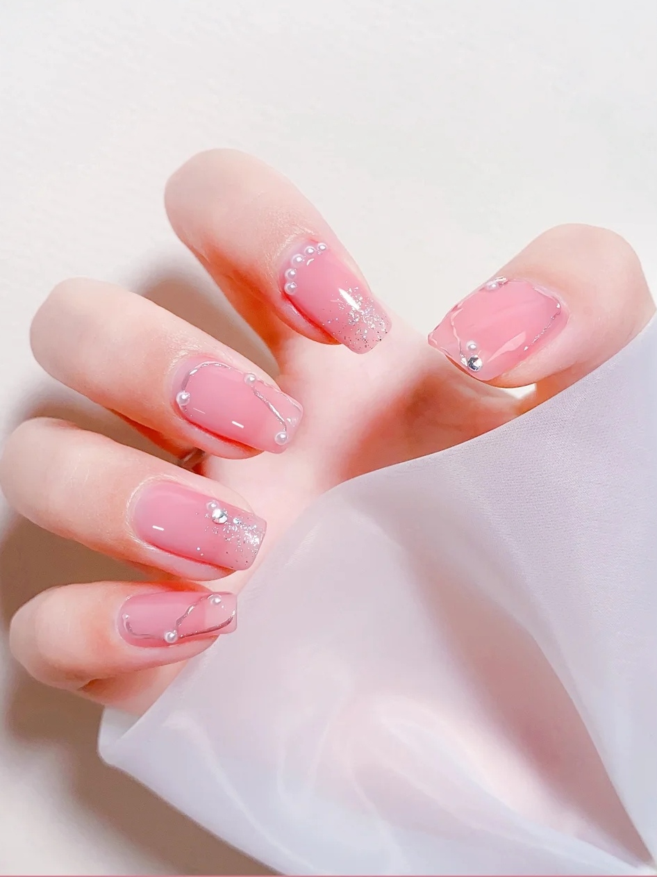 美甲如何修剪才显得细长,美甲怎么修剪教程图解