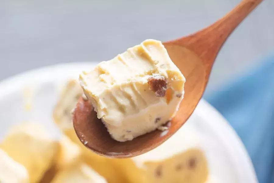 网上很火的冰淇淋试吃,试吃九个冰淇淋