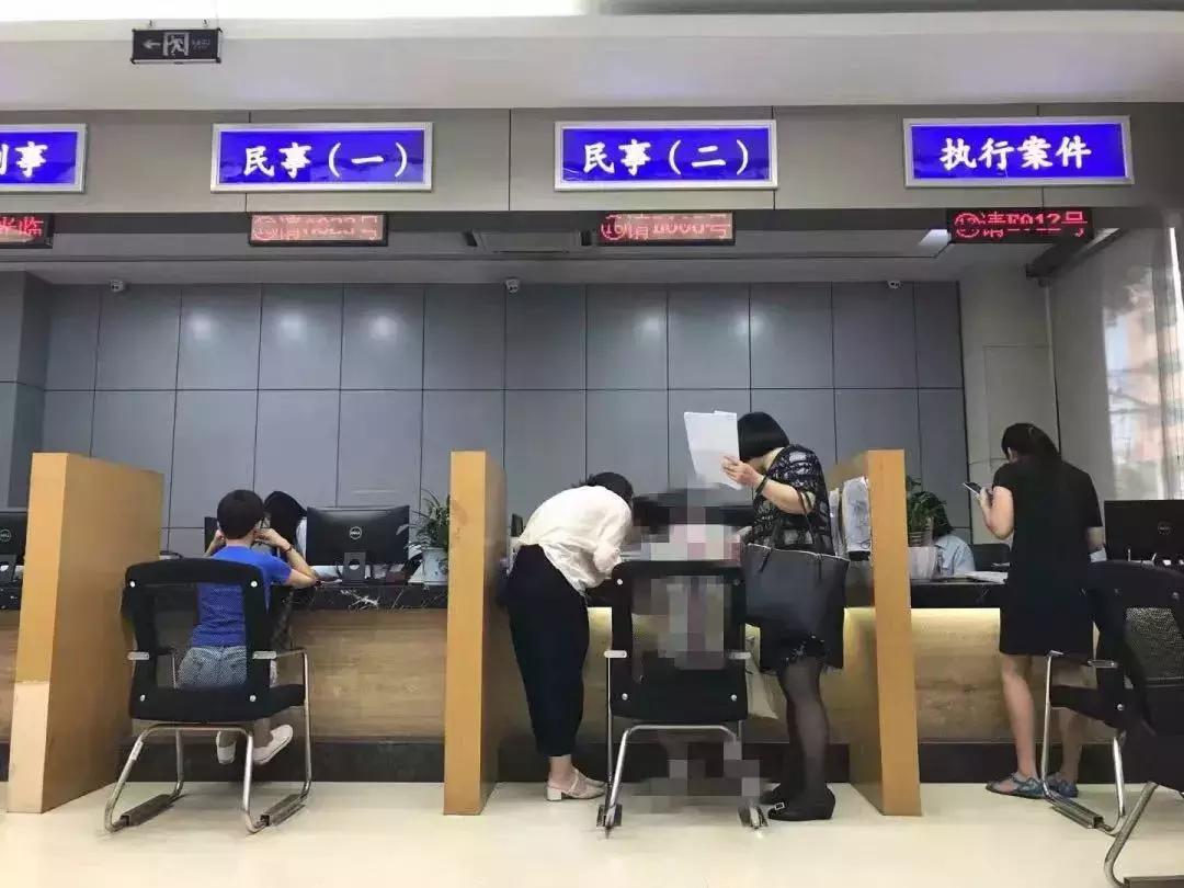 “性骚扰”胜诉第一案当事人：让糟糕的事情变得不那么糟糕