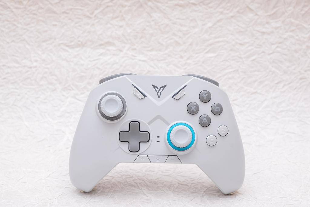 飞智黑武士2无线游戏手柄,飞智黑武士2多模板全面测评