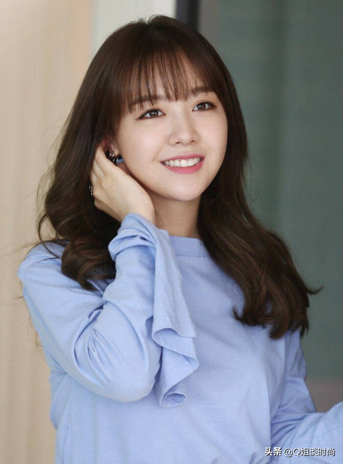 如何剪空气刘海简单易学,在家就能剪空气刘海教程