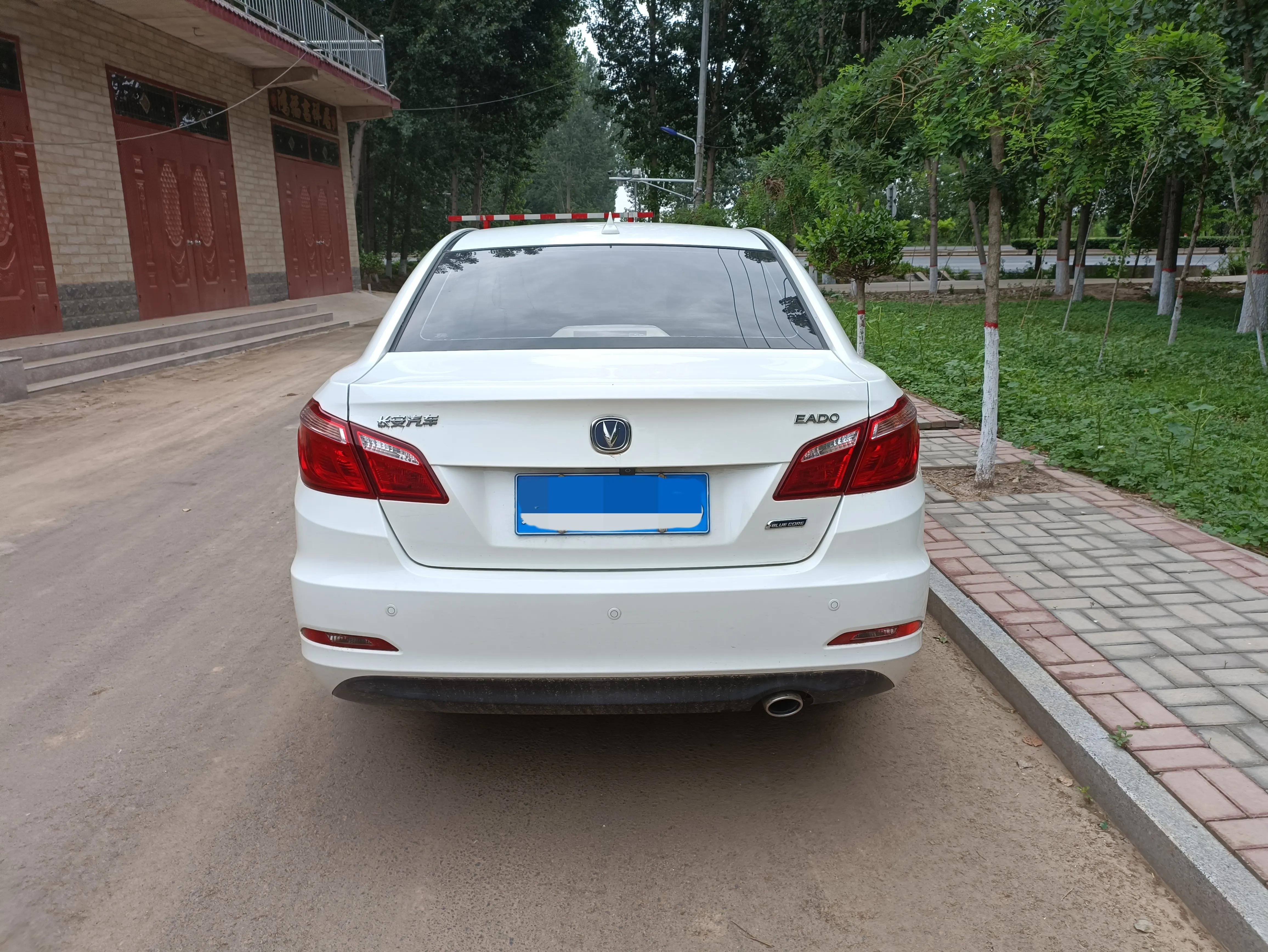 空间宽敞乘坐舒适的车,空间宽敞又舒适
