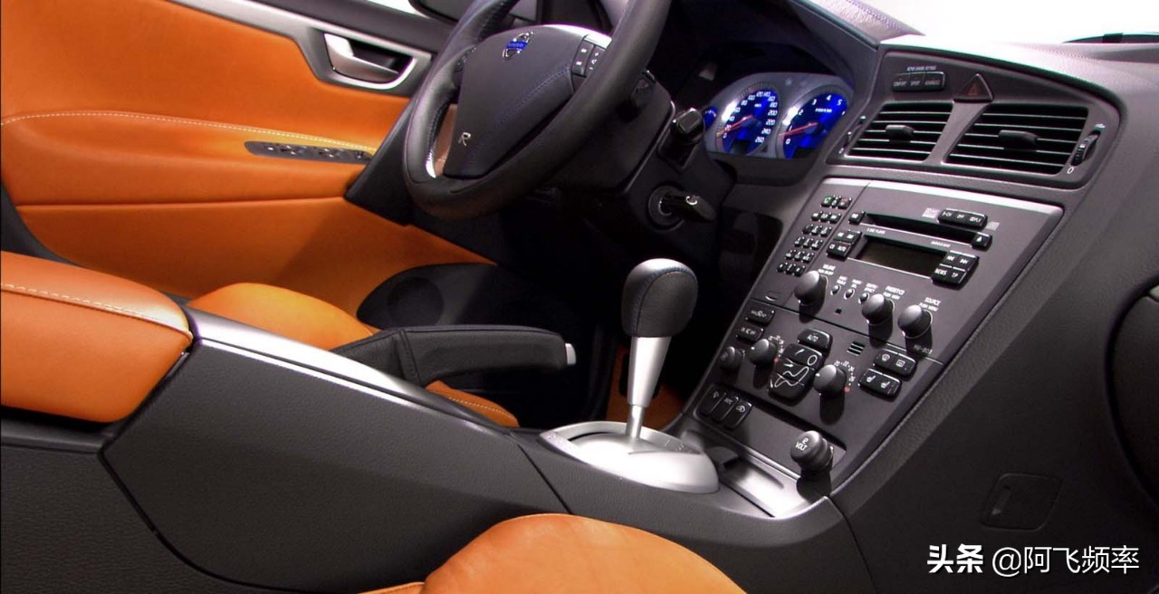 2w美金在美国能买什么二手车,1万美元可以在美国买什么二手车