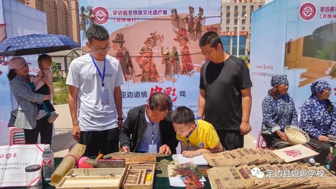 砥砺奋进谱华章不忘初心,砥砺初心奋勇前行谱新篇