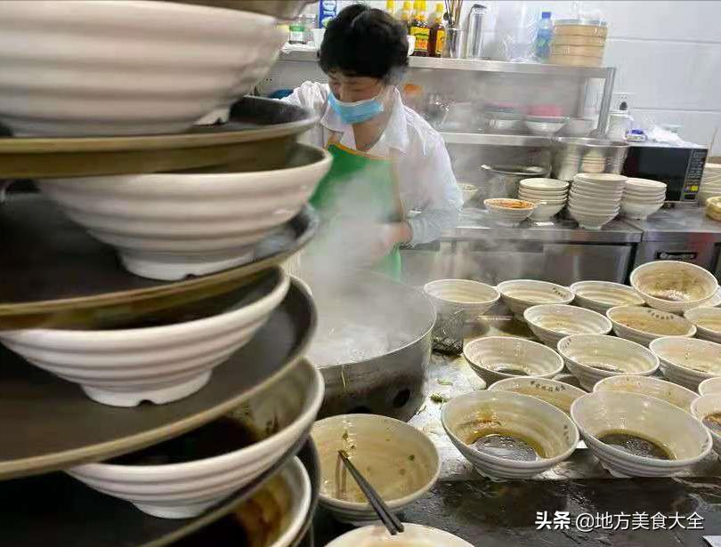 扬州这家老牌早茶店,扬州早餐特色饺面