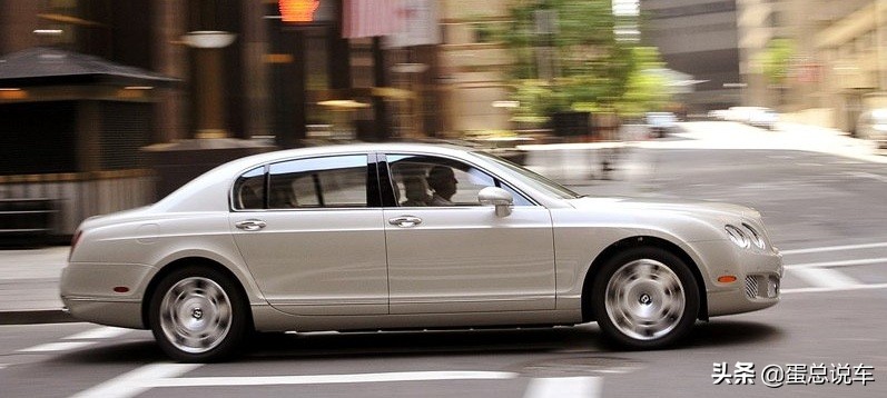 宾利新飞驰实车,2020款宾利新飞驰视频