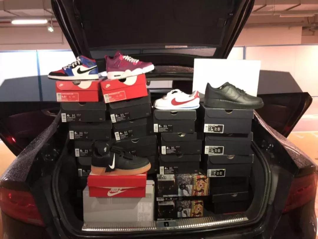 鞋贩子是怎么赚钱的,如何当大学鞋贩子