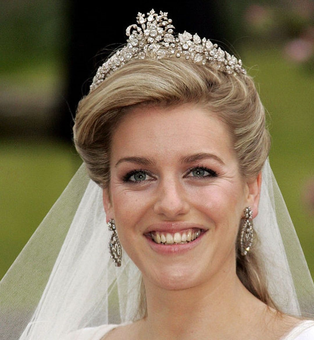 卡米拉继承英国女王珠宝,卡米拉戴过珠宝首饰