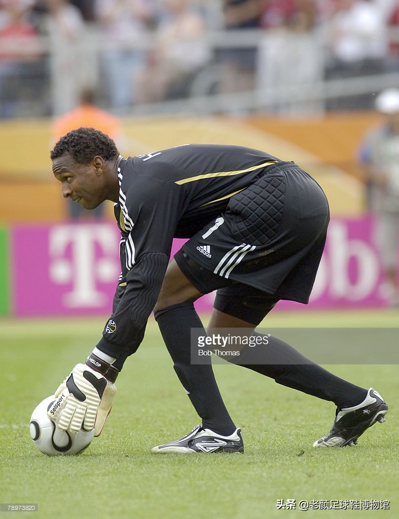 足球鞋胡尔克,胡尔克巴西刺绣足球鞋