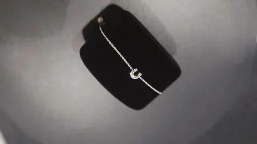 关之琳香港佳士得珠宝 (关之琳戴天价珠宝)