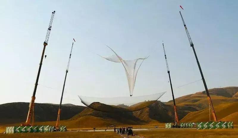 从2.5米高处跳下会怎样,2分钟从8000米高空坠落什么感觉