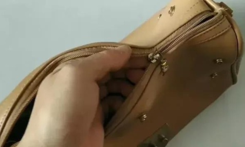 拉锁坏了怎么自己修,拉锁底部坏了怎么自己修