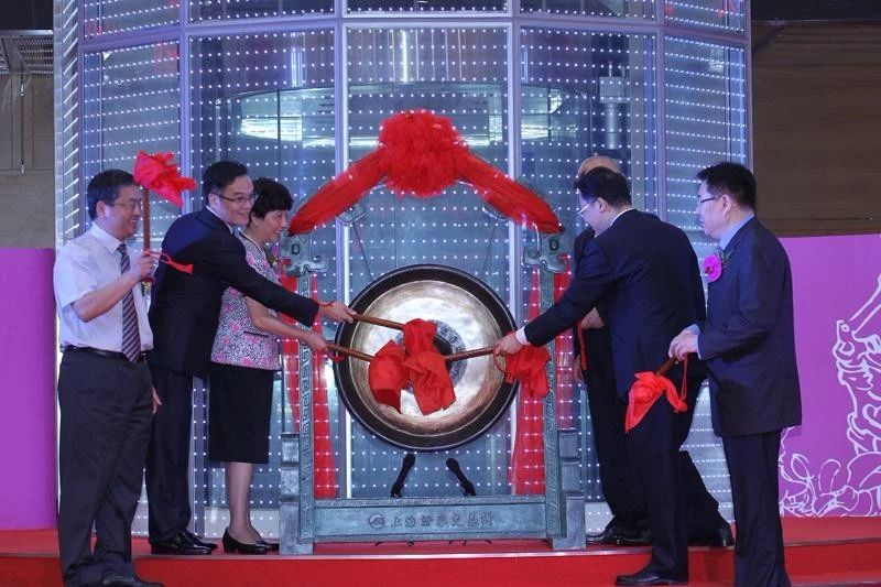 海底捞和肯德基是一家吗,海底捞有关信息