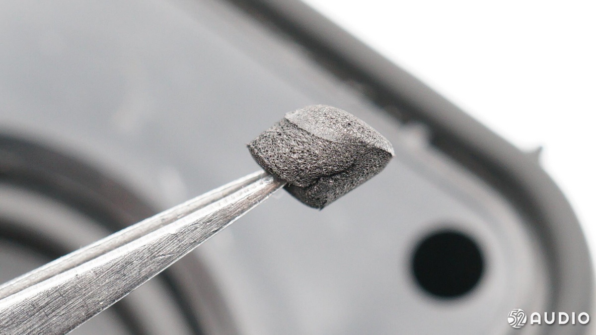 马歇尔EMBERTON蓝牙音箱拆解,便携ai蓝牙音箱拆解