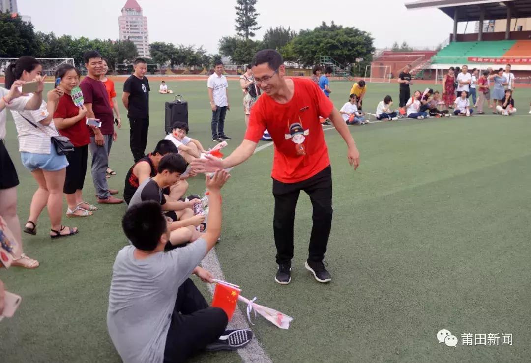 考完试表白的视频,考完试后的表白