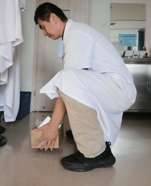 预防腰痛的正确方法,关于腰痛治疗方法有哪些