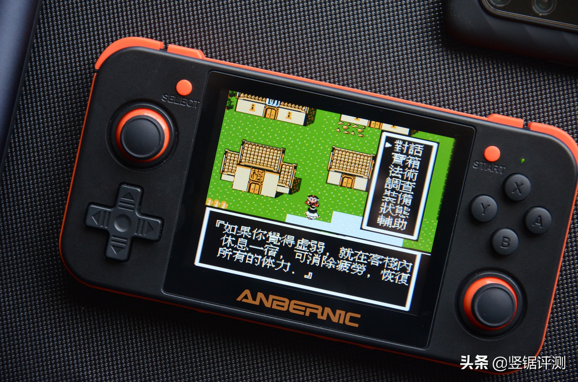 3.5英寸IPS屏，能模拟运行数千款游戏，国产“口袋掌机”评测