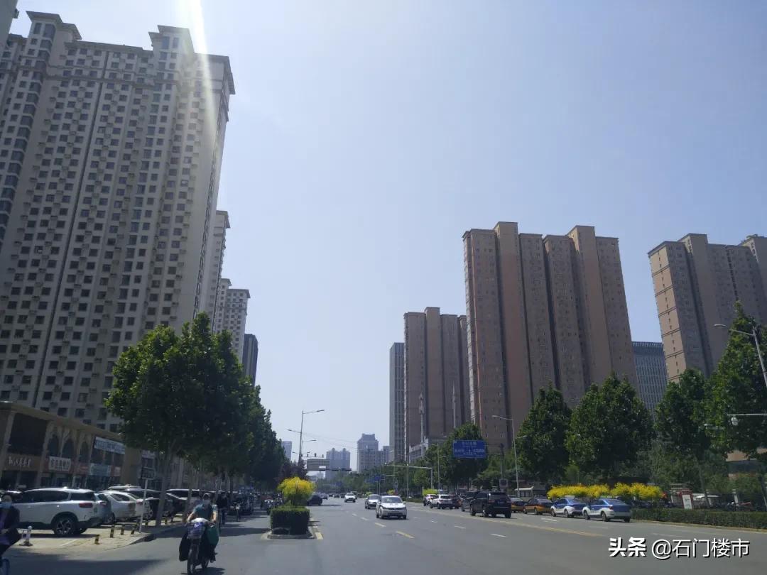 瀹炴帰鍚堣偉琚仐蹇樼殑鑰佹棫灏忓尯,瀹炴帰灏忓尯