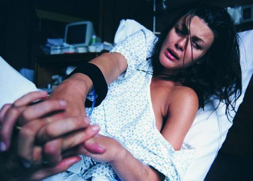 女人生孩子好还是流产好,后悔顺产的多还是后悔剖腹产的多