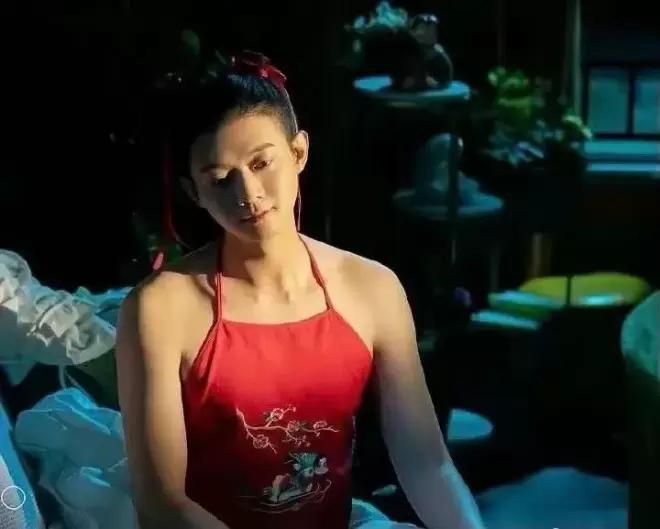 霍尊微博宣布退圈，茶里茶气还想洗白？结果还被陈露再次打脸