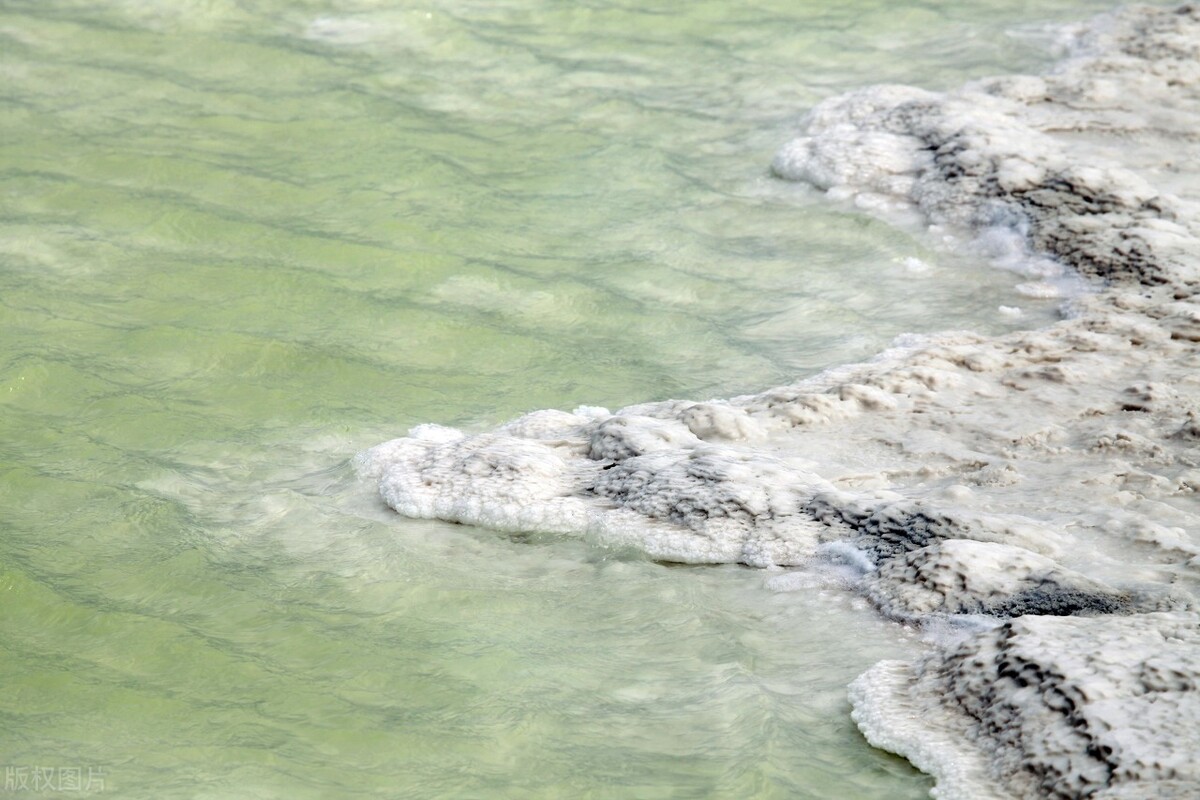 致命的咸：达坂城盐湖之味