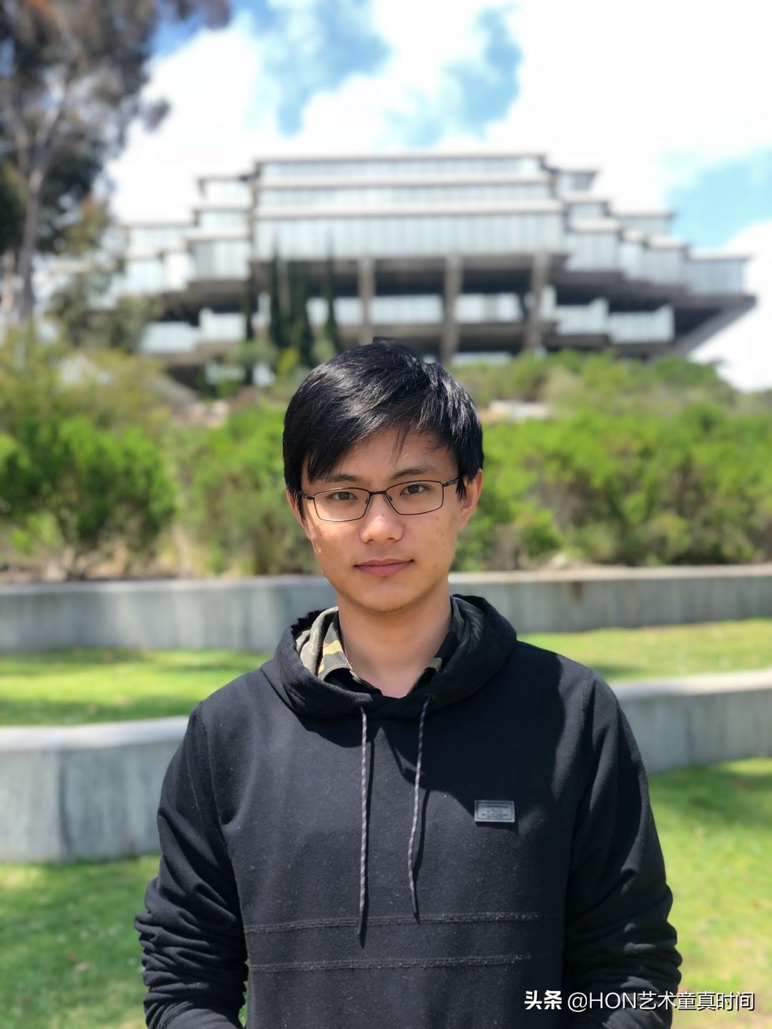 我们是时间旅行者寻找生命中的光,我们都是旅行者寻找生命中的光