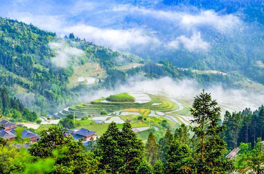 适合夏天去旅游的自驾路线,适合夏季的自驾游路线推荐